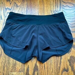 Lululemon speed up shorts Black!